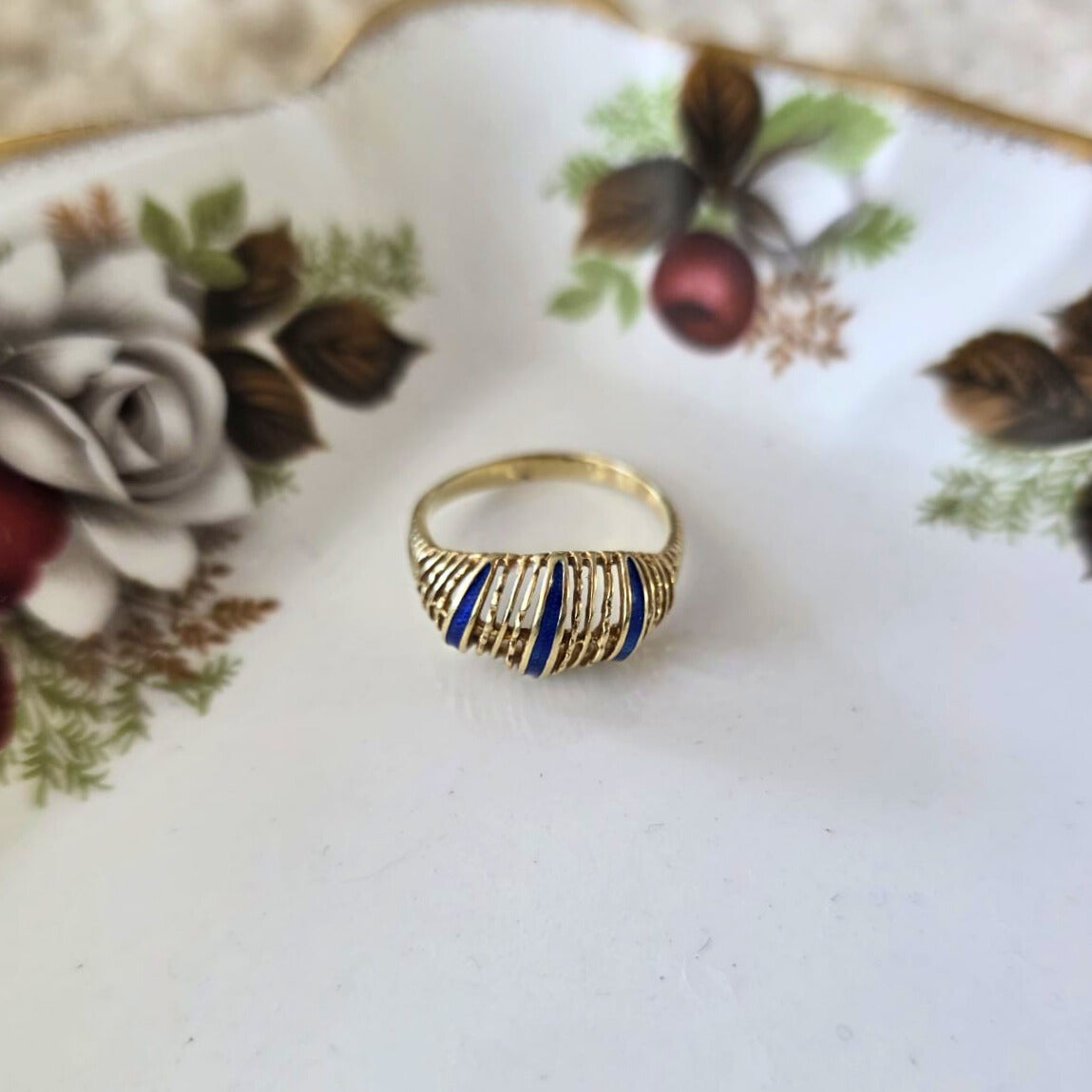 Vintage 14k gouden ring met blauwe emaille