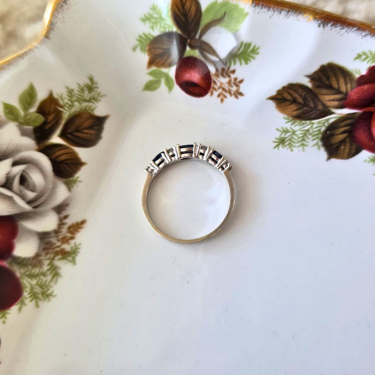 Vintage 9k wit gouden ring met saffier en kwarts