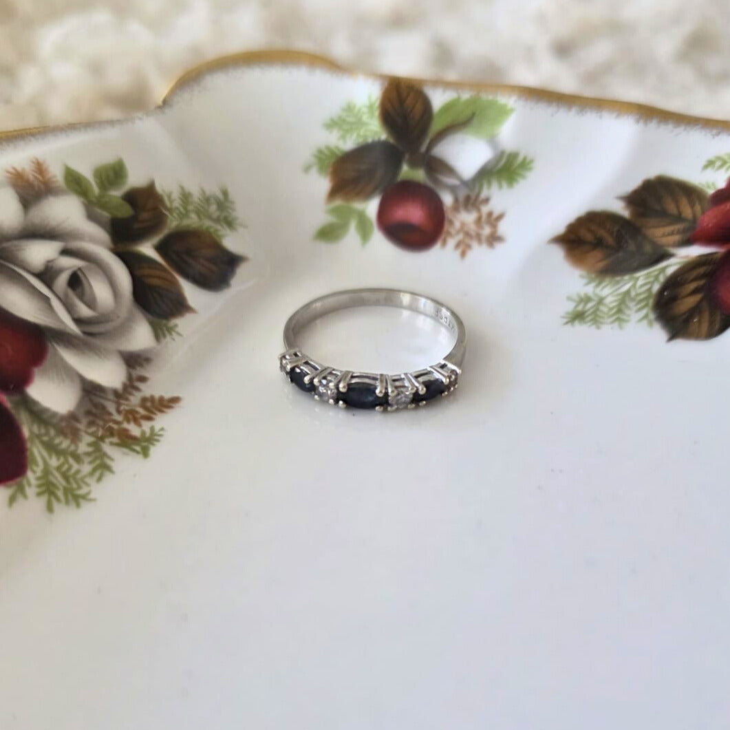 Vintage 9k wit gouden ring met saffier en kwarts