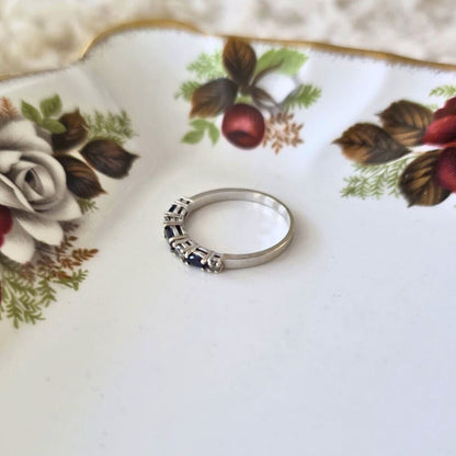 Vintage 9k wit gouden ring met saffier en kwarts