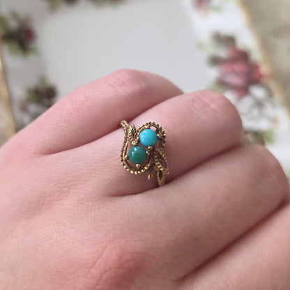 Vintage 9k gold ring with turquoise