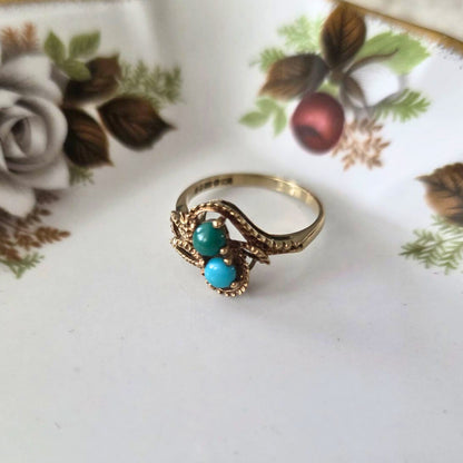 Vintage 9k gold ring with turquoise