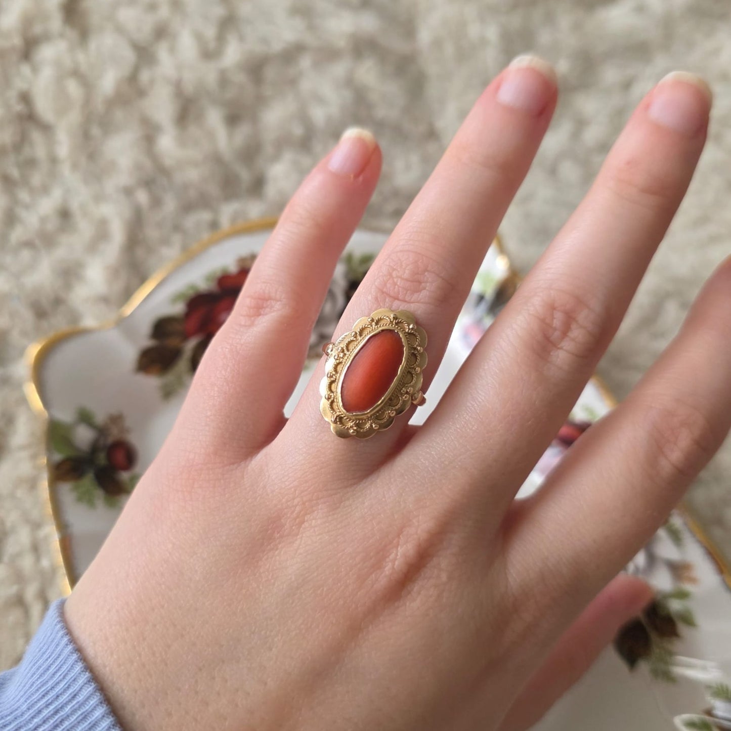 Vintage 14k gouden ring met bloedkoraal