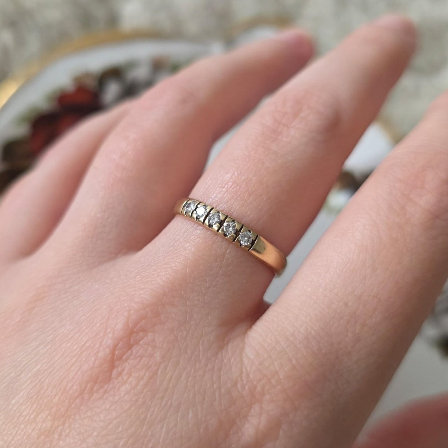 Vintage 14k gouden ring met 5 diamanten