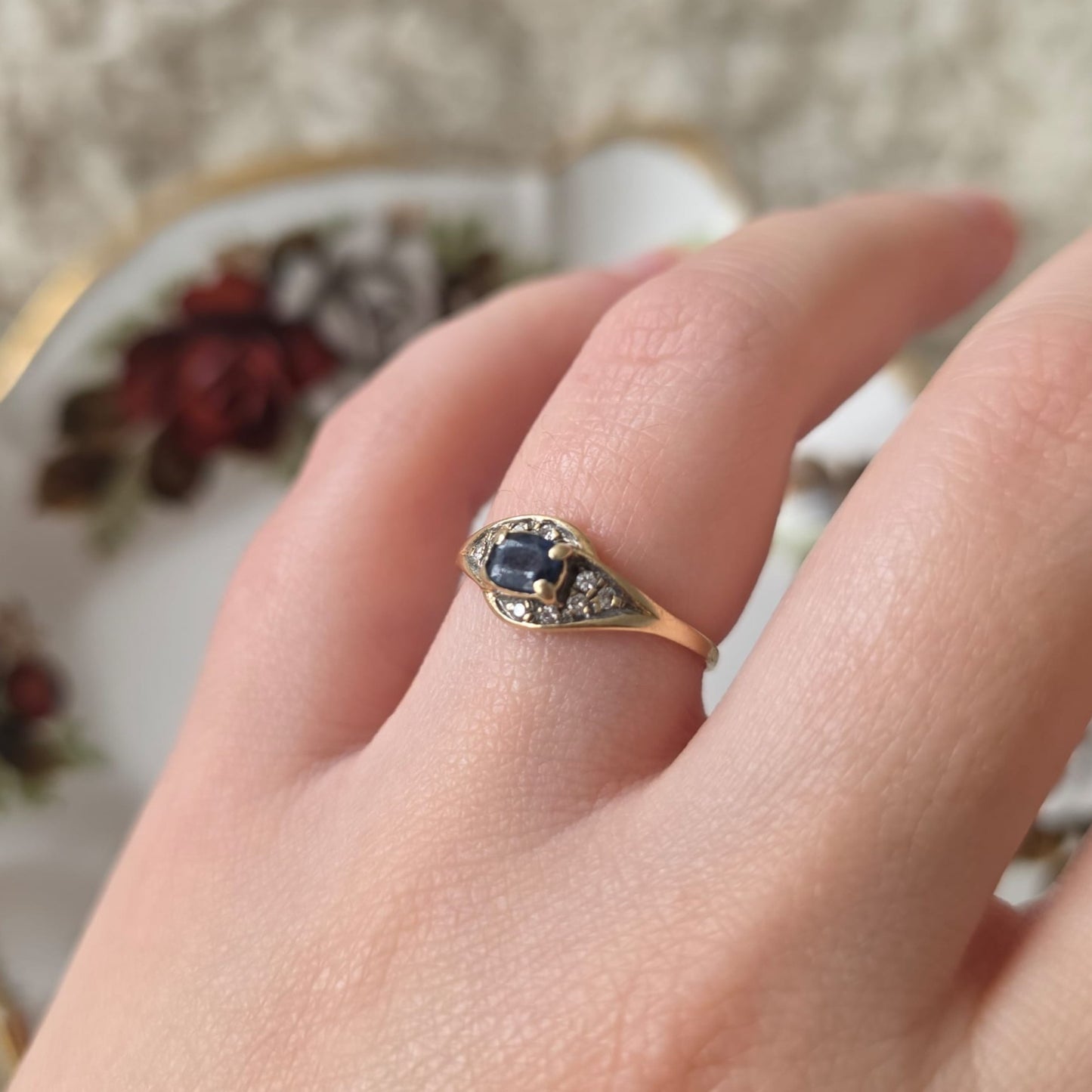 Vintage 14k gouden ring met saffier en diamanten