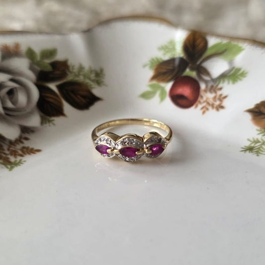 Vintage 14k gouden ring met robijnen en diamanten