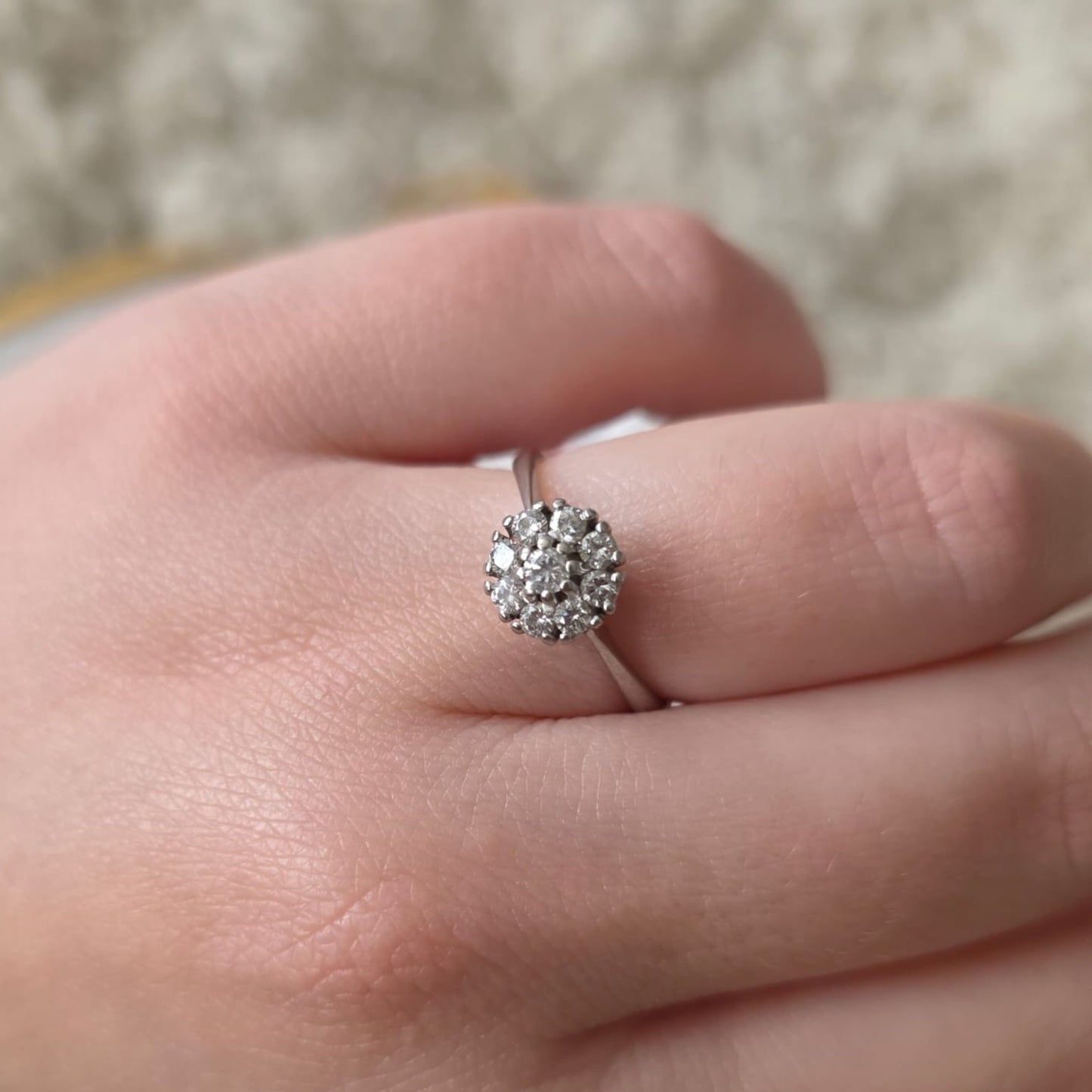 Vintage 14k wit gouden verlovingsring met 9 diamanten