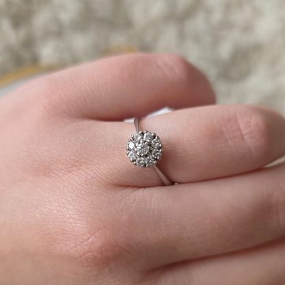 Vintage 14k wit gouden verlovingsring met 9 diamanten