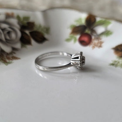 Vintage 14k wit gouden verlovingsring met 9 diamanten