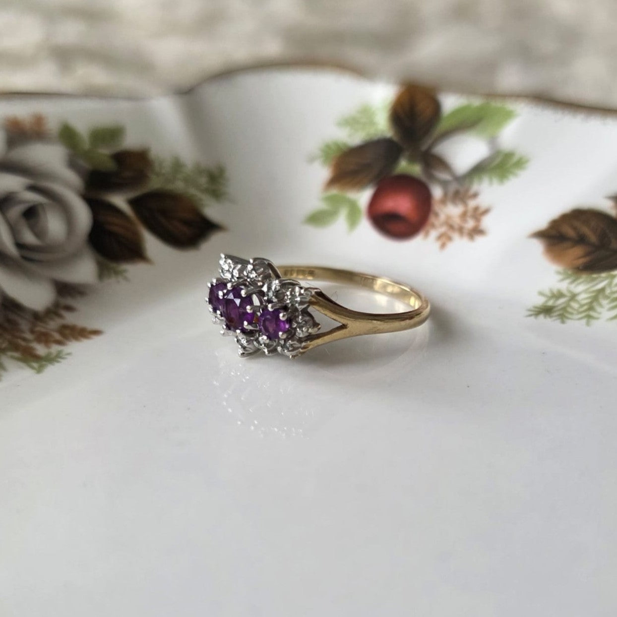 Vintage 9k gouden ring met paarse toermalijn en diamant