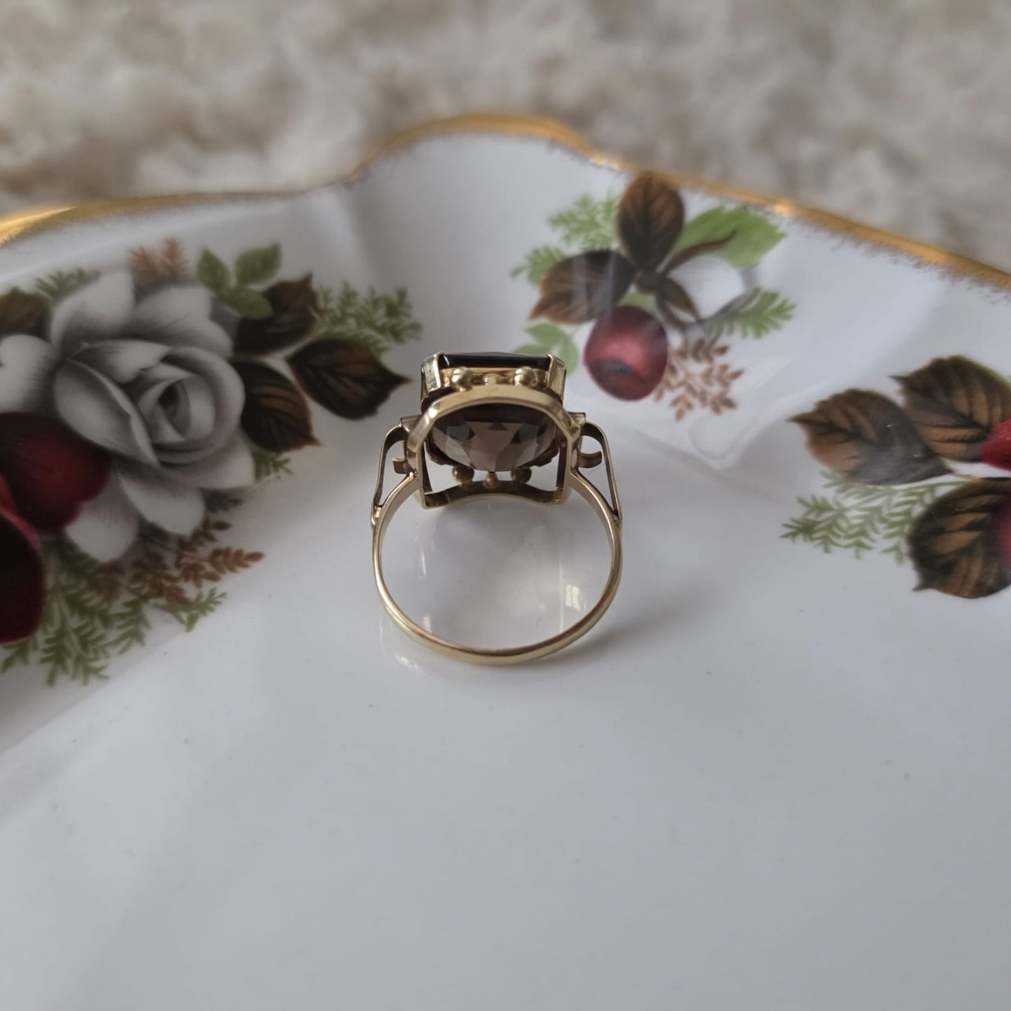 Vintage 14k gouden cocktail ring met rookkwarts