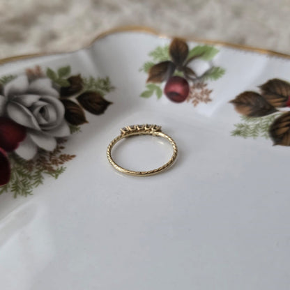 Vintage 14k gouden ring met witte kwarts