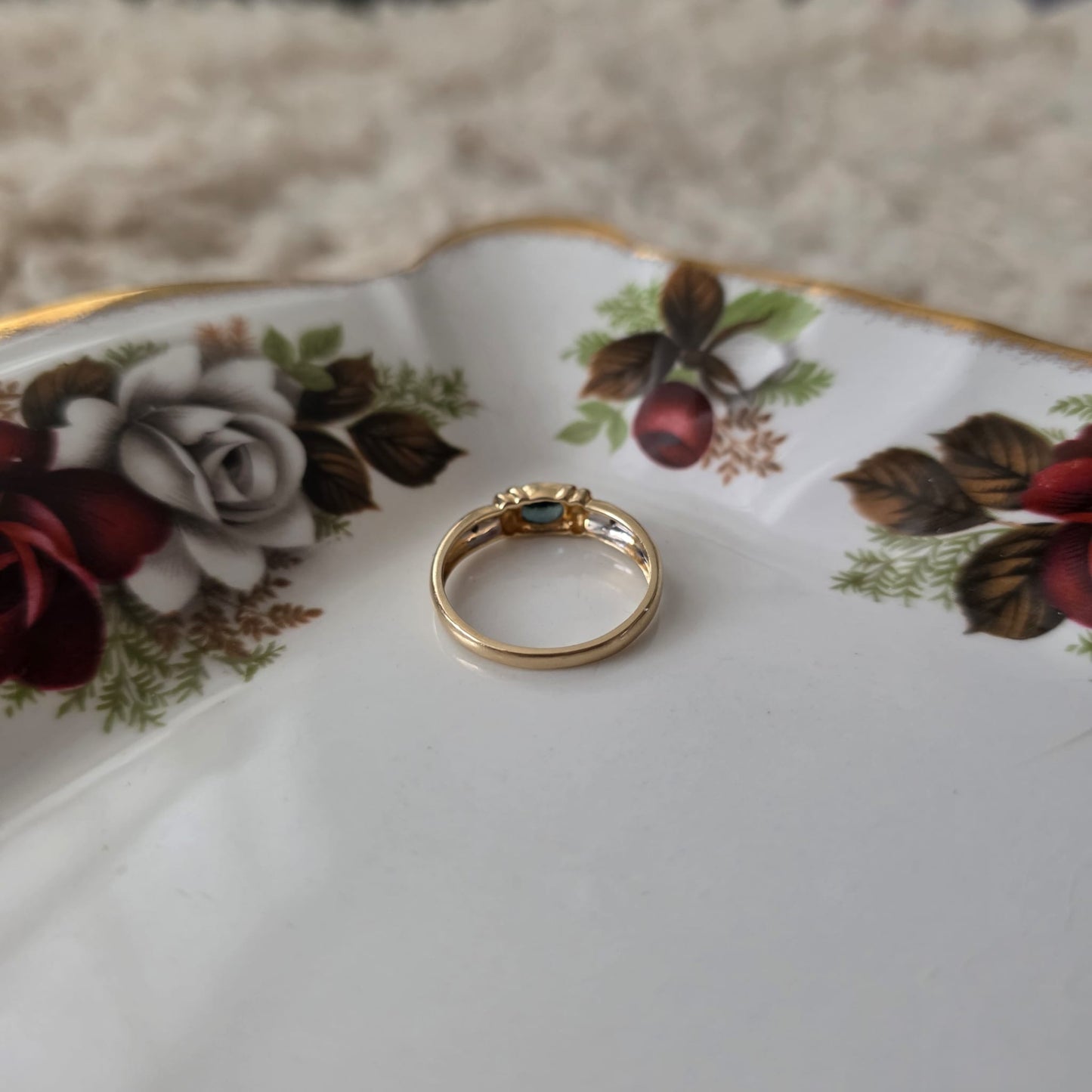 Vintage 14k gouden ring met petrol spinel en diamantjes