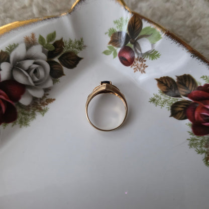Vintage 14k gouden ring met saffier en diamantjes