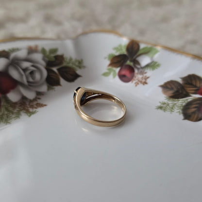 Vintage 14k gouden ring met saffier en diamantjes