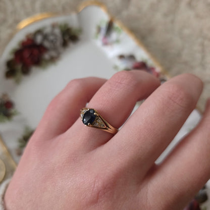 Vintage 14k gouden ring met saffier en diamantjes