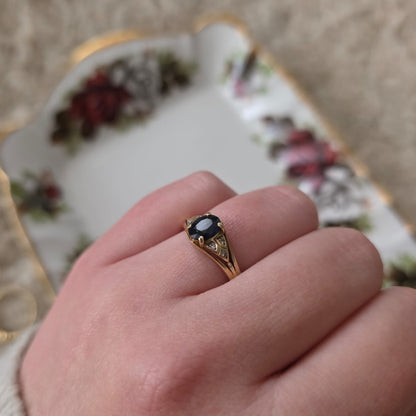 Vintage 14k gouden ring met saffier en diamantjes