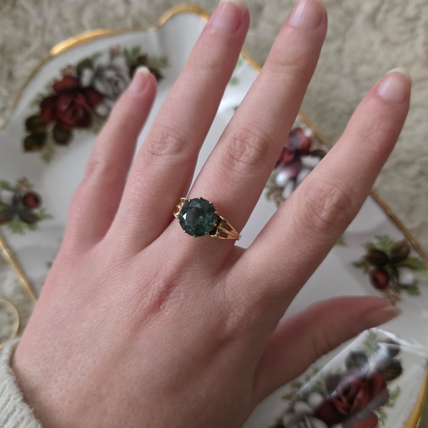 Vintage 14k gouden ring met groene spinel