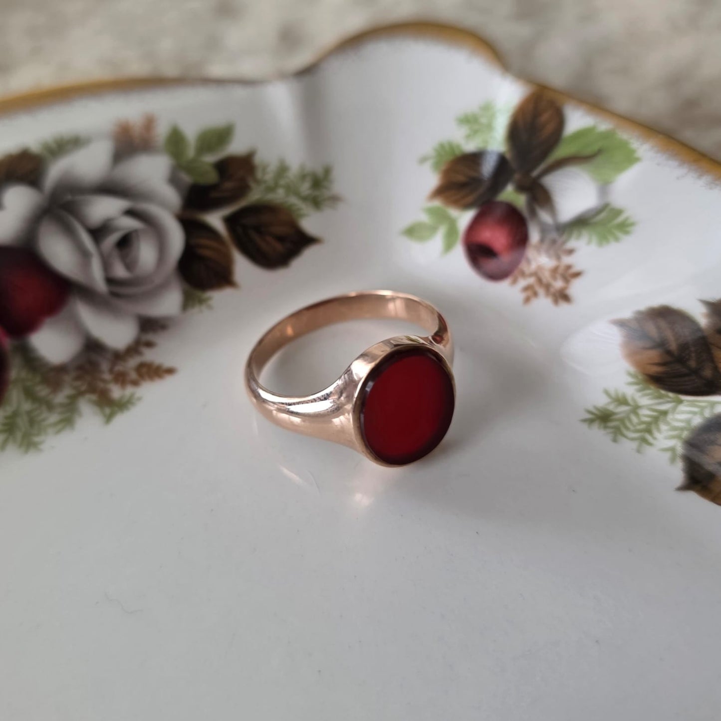 Vintage 8k zegelring met carneool