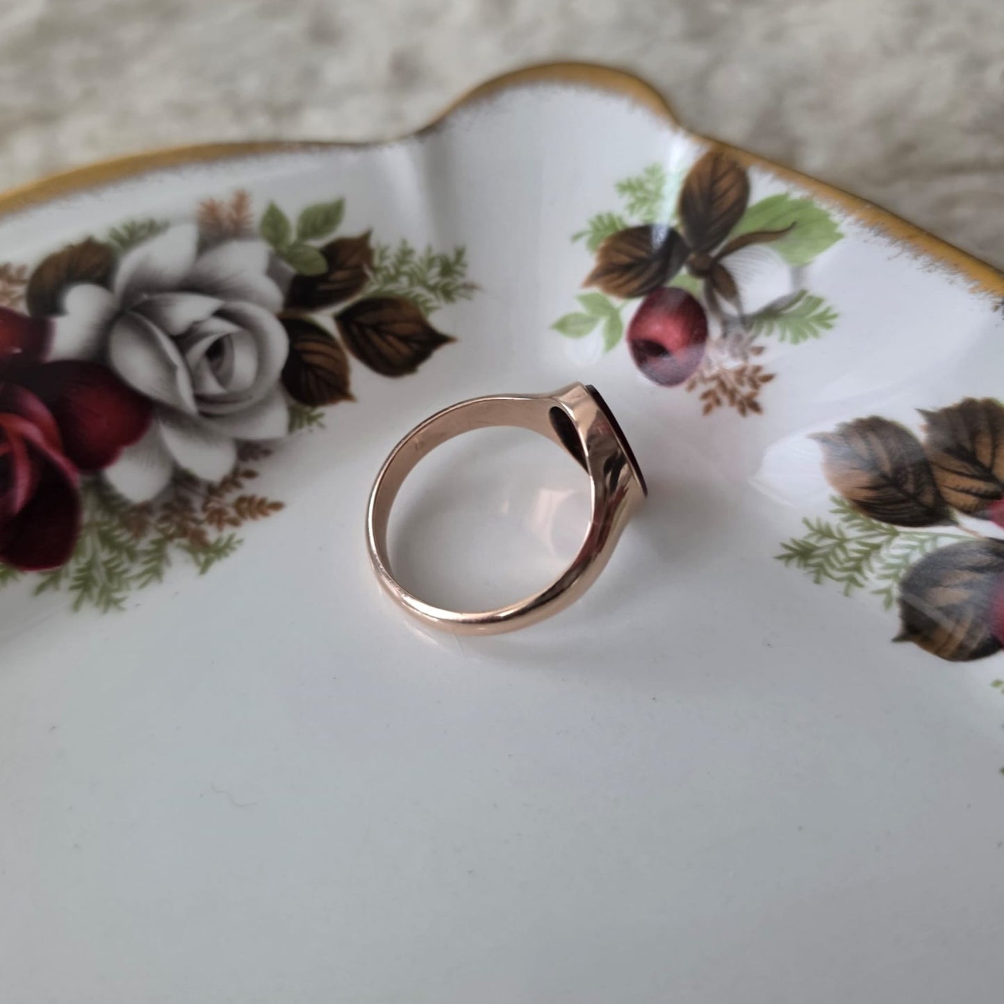 Vintage 8k zegelring met carneool