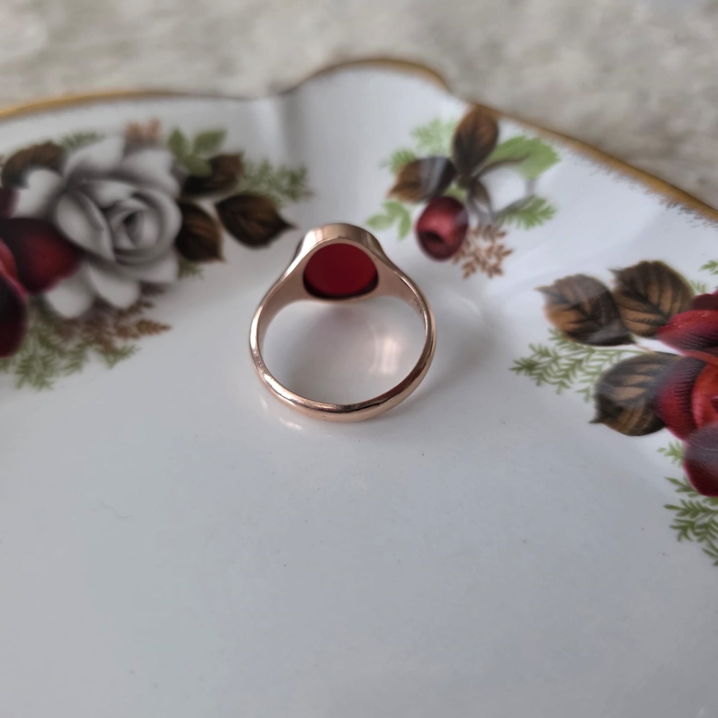 Vintage 8k zegelring met carneool