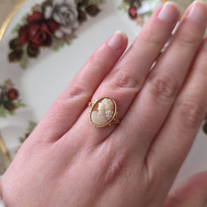 Vintage 14k gouden ring camee met gravure