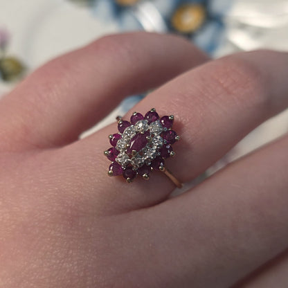 Vintage 9k ring met robijn en diamant