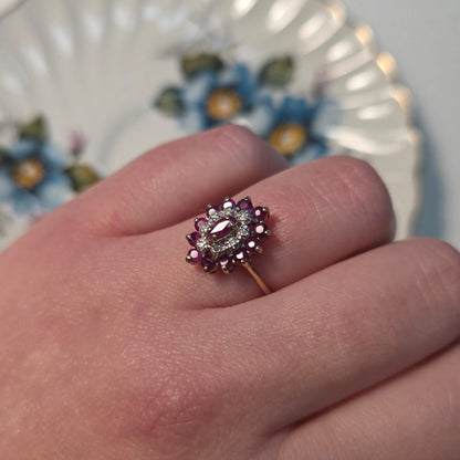 Vintage 9k ring met robijn en diamant