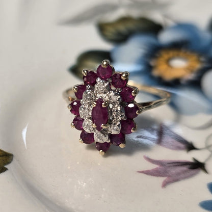 Vintage 9k ring met robijn en diamant