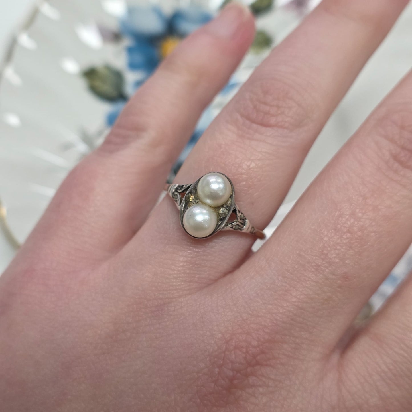 Antieke 14k en zilver ring met parel en marcasiet