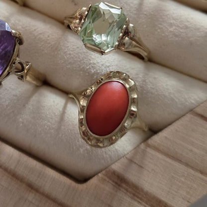 Vintage 14k gouden ring bloedkoraal
