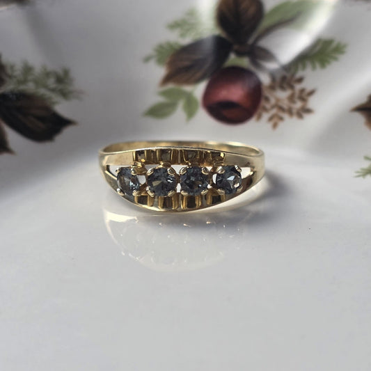 Vintage 14k gouden ring salie groene spinel