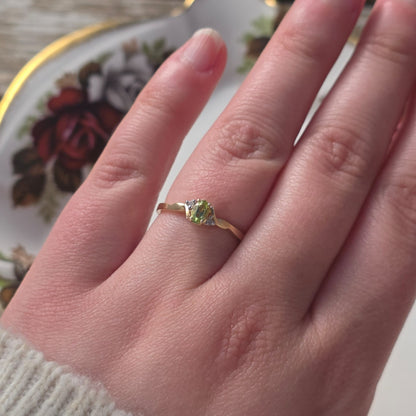 Vintage 10k ring met diamant en peridot