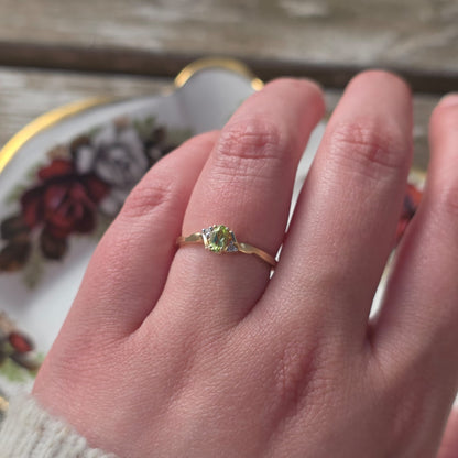 Vintage 10k ring met diamant en peridot
