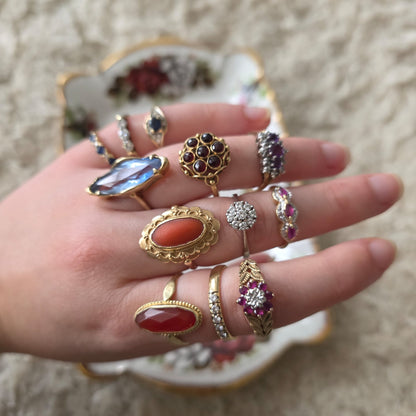 Vintage 14k wit gouden verlovingsring met 9 diamanten