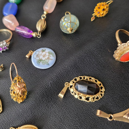 Vintage 14k gouden hanger met porselein