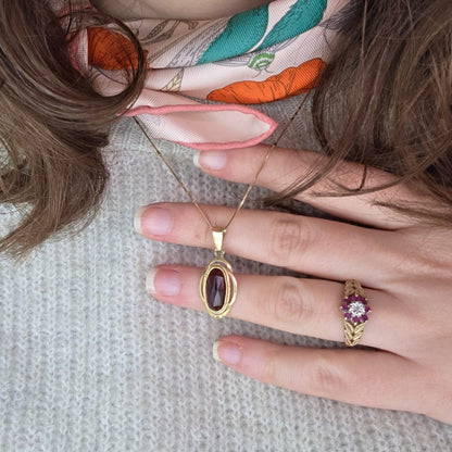 Vintage 14k gouden hanger met granaat