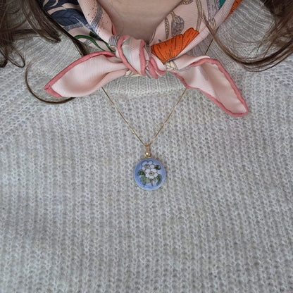 Vintage 14k gouden hanger met porselein