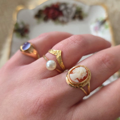 Vintage 18k gouden ring hand gegraveerd