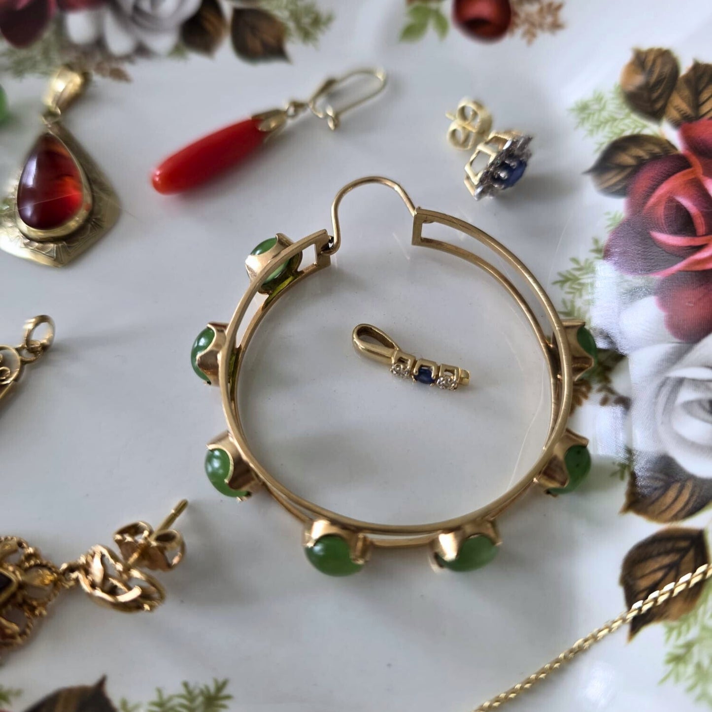 Vintage 14k gouden hanger met saffier en diamant