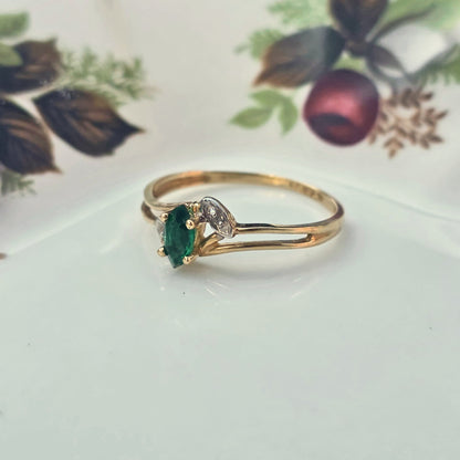 Vintage 10k ring met smaragd