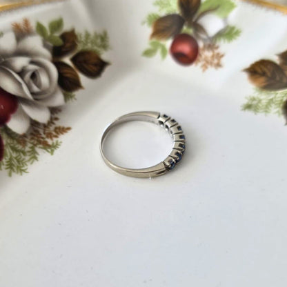 Vintage 18k witgouden ring met saffier