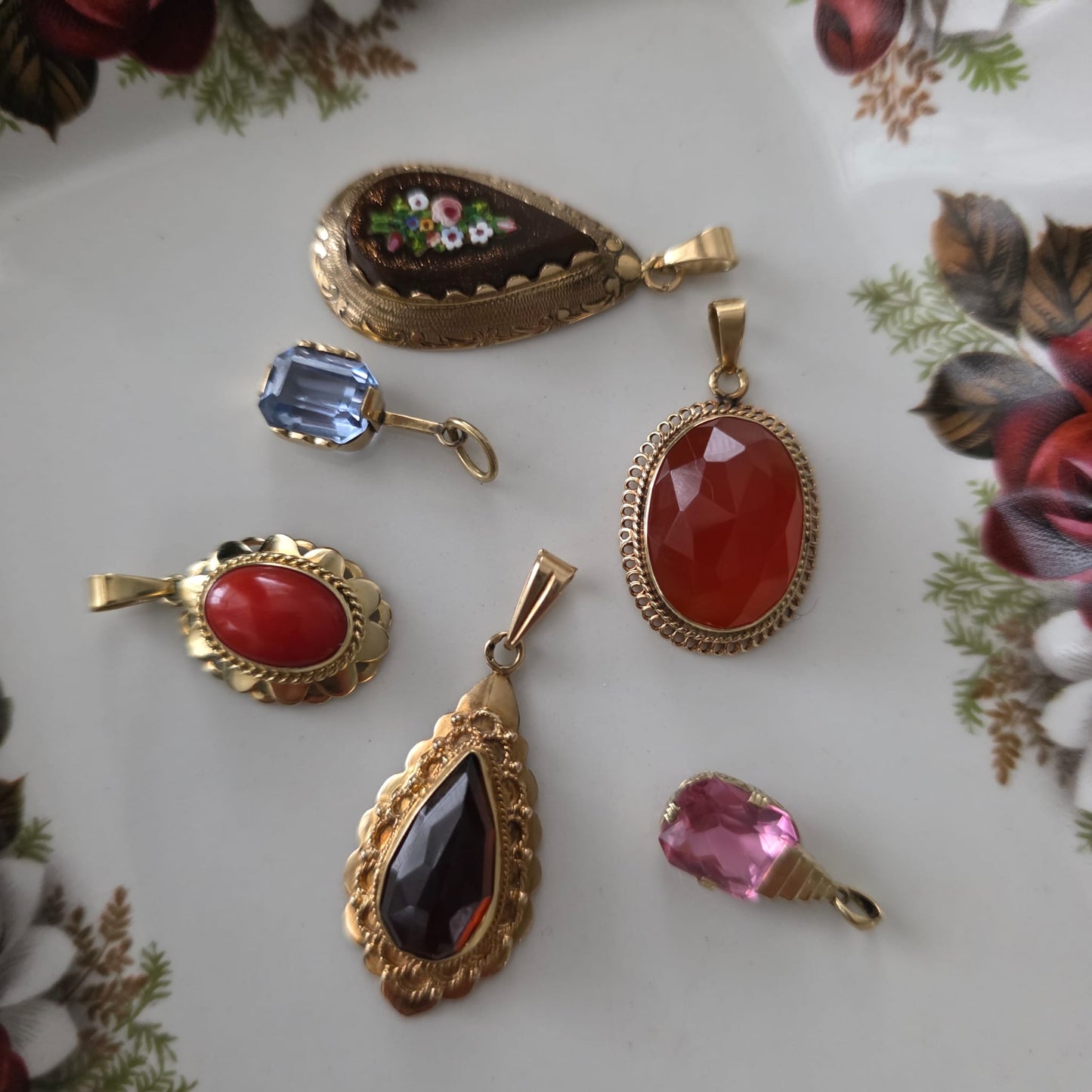 Vintage 14k gouden hanger met topaas