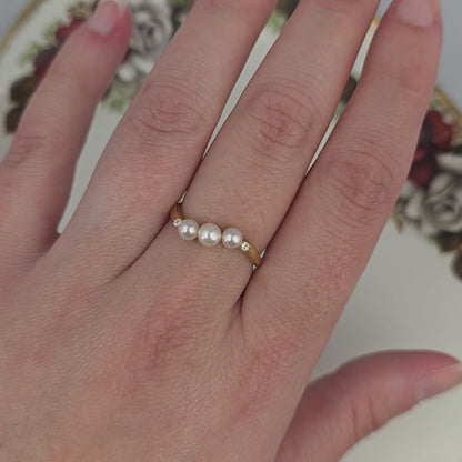 Vintage 18k gold ring with pearls and diamonds