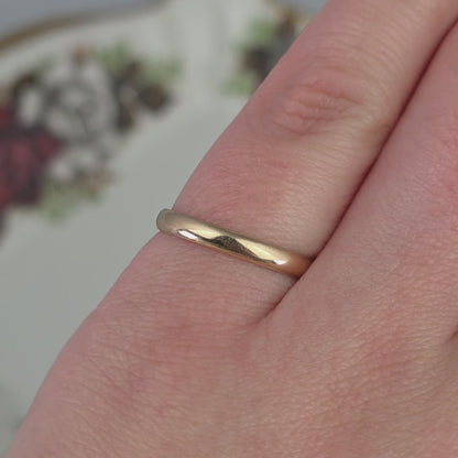 Vintage 18k gold band ring