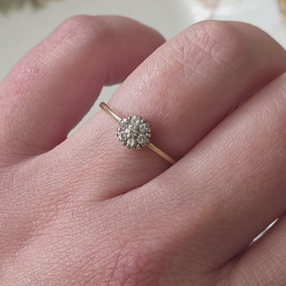 Vintage 14k gold diamond cluster ring