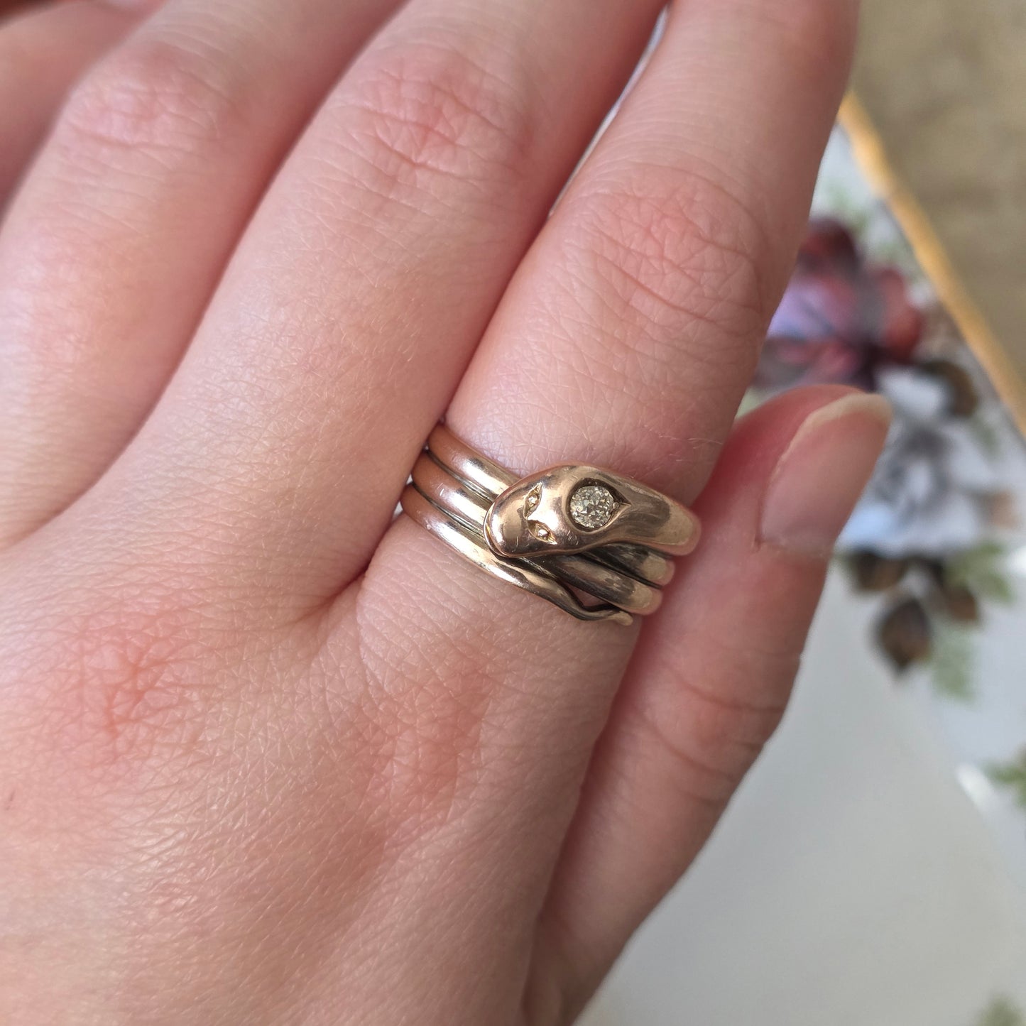 Antieke 14k gouden slang ring met oud Europees geslepen diamant