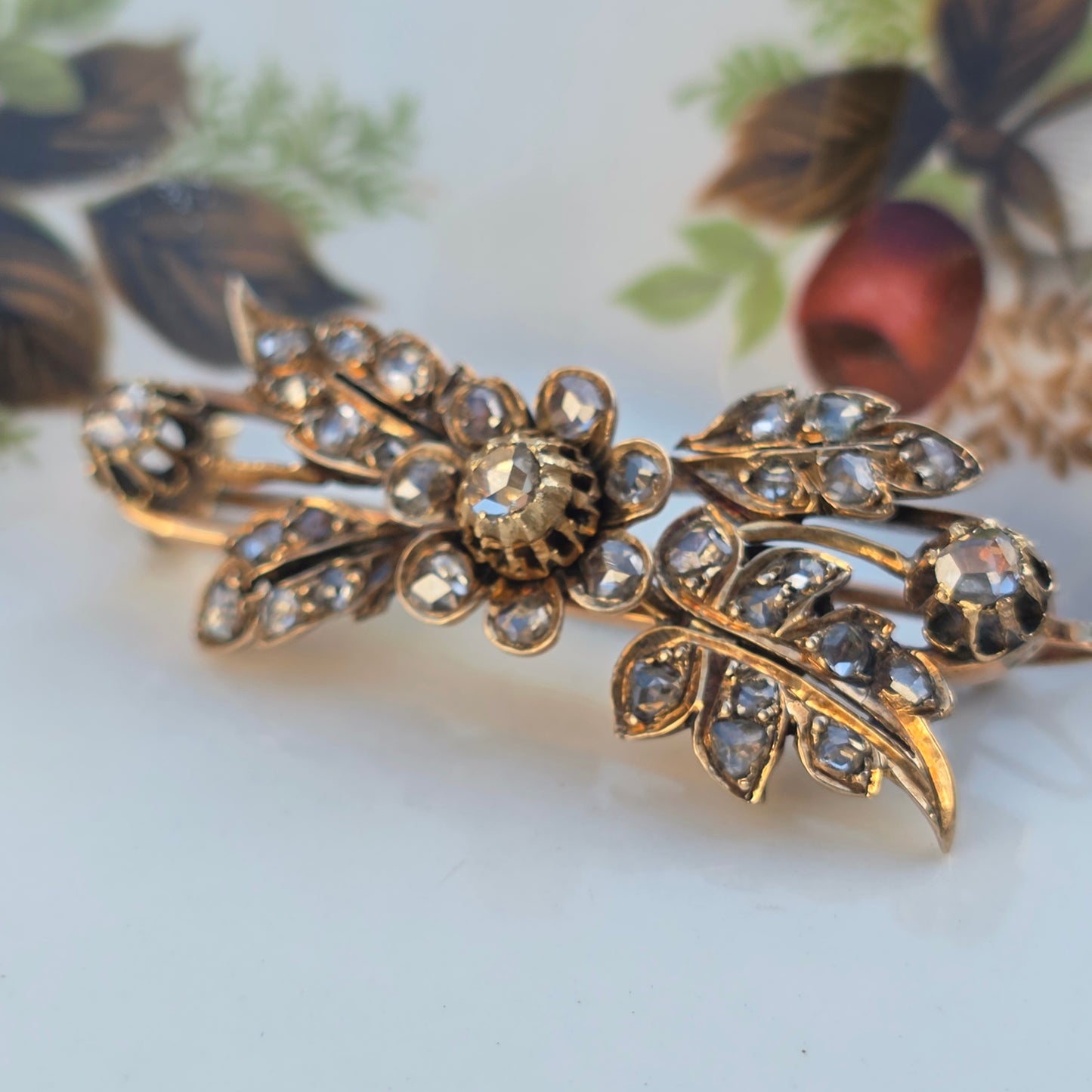 Antieke 14k gouden roosdiamant broche bloemtak en tremblant