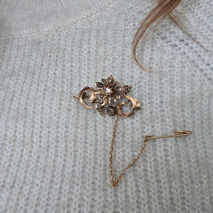 Antieke 14k gouden roosdiamant broche bloemtak