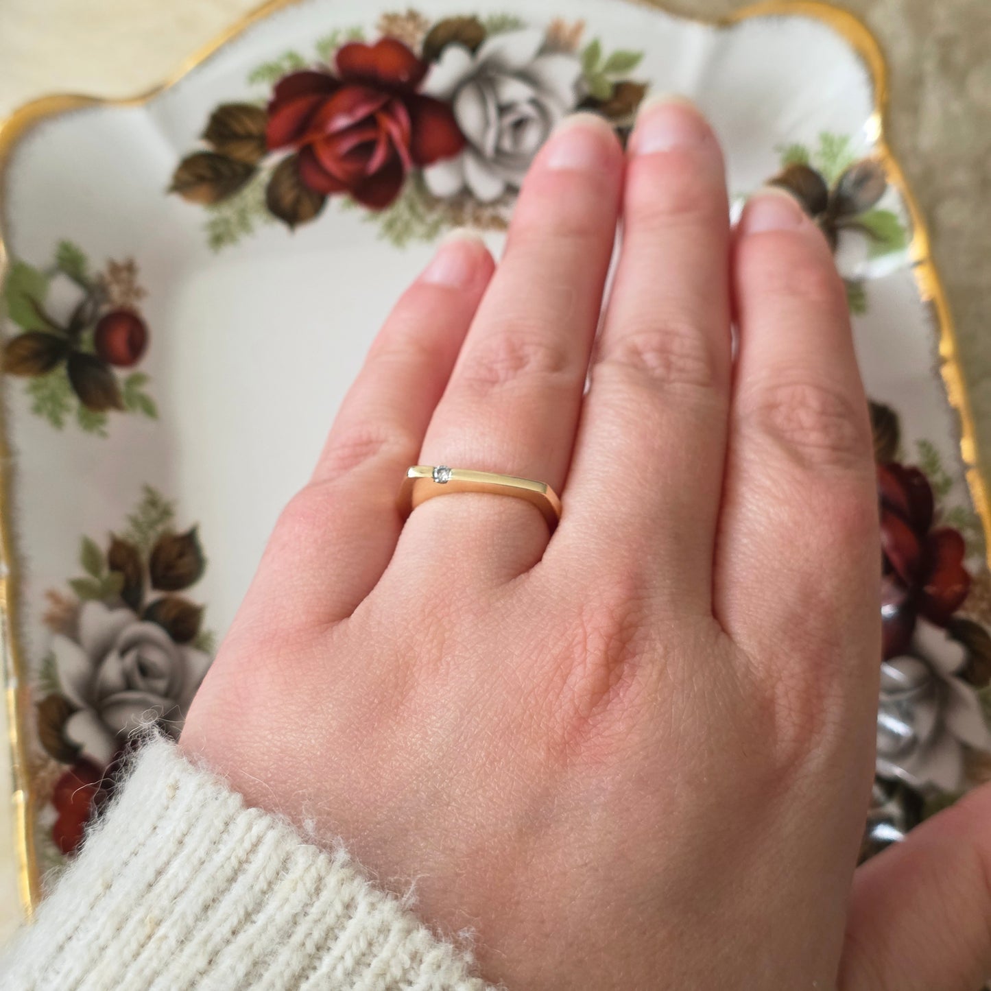 Vintage 14k gouden ring met diamant druppel 0.04ct